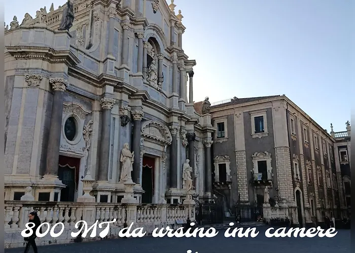 Ursino E 招待所 4*