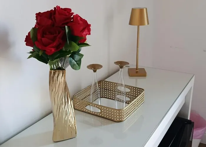 Ursino E 招待所 4*